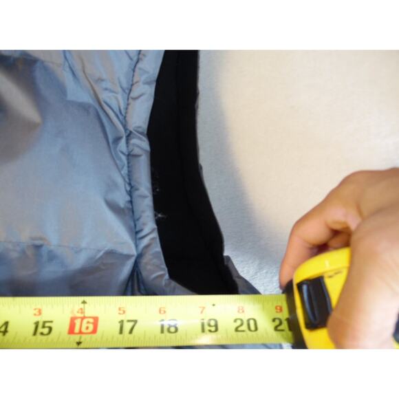 Unbranded Men’s L Grey‎ Black Reversible Full Zip Quilted Puffer Vest W/ Pockets - Picture 4 of 8